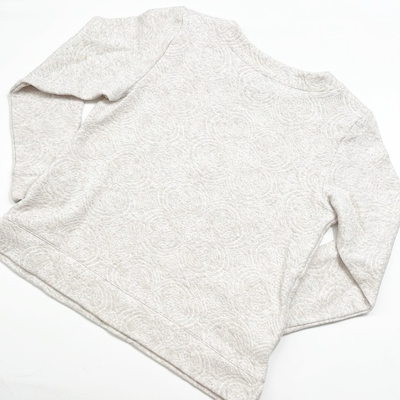 Croft & Barrow cream knit sweater - Picture 2 of 4